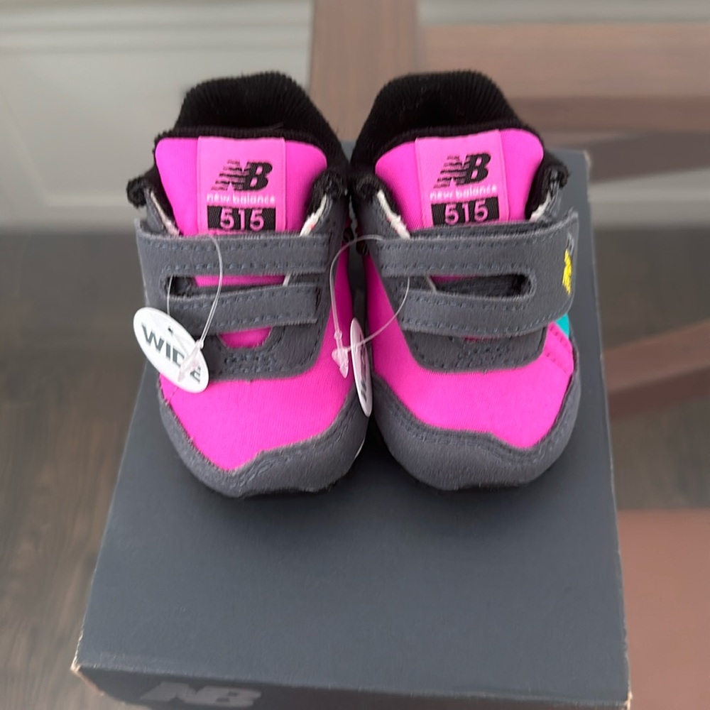 Kids New Balance Sneakers, size 2W Infant - 515 V1 Pink Gray Baby Wide, NEW
